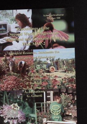 Proceedings of the Second World Congress on Medicinal And Aromatic Plants WOCMAP-2  Acta Horticulturae #500 cover