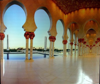 Spaces of Light (Season 2) Sheikh Zayed Grand Mosque in Photographs cover